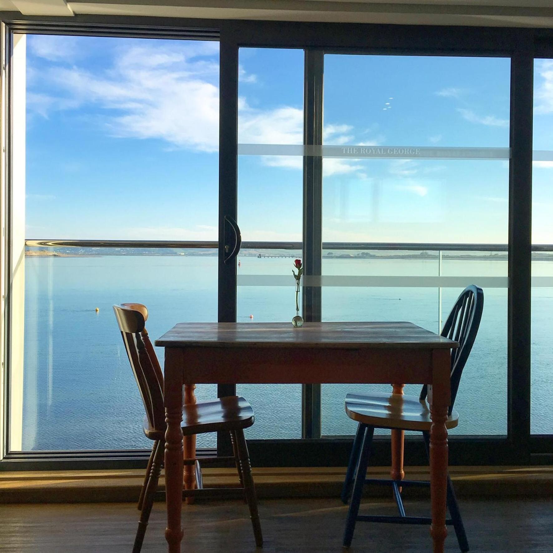 The Royal George Hotel Appledore Kültér fotó